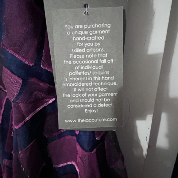 THEIA Designer Dress - Picture 7 of 8